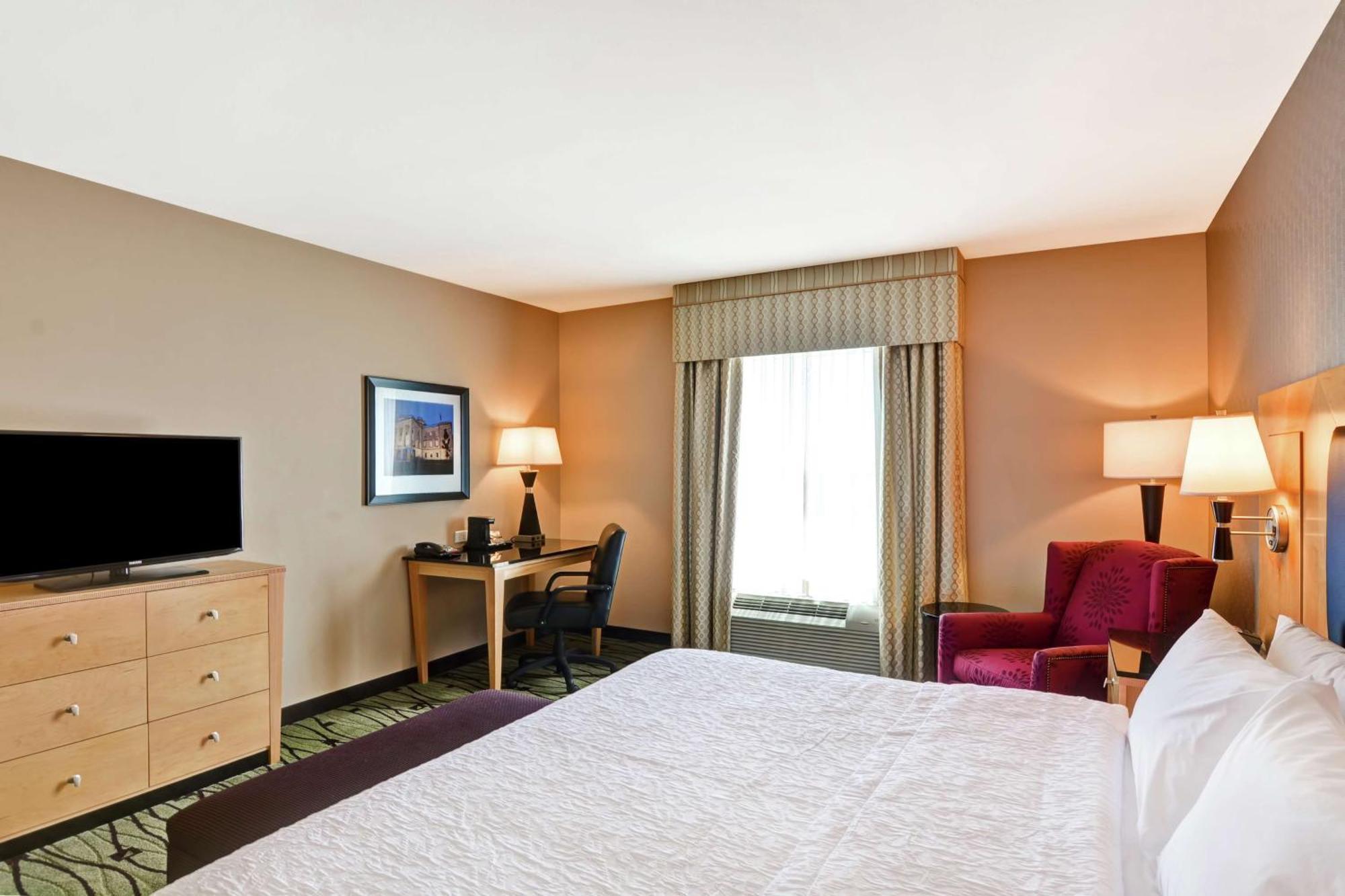 Hampton Inn & Suites Crabtree Роли Экстерьер фото