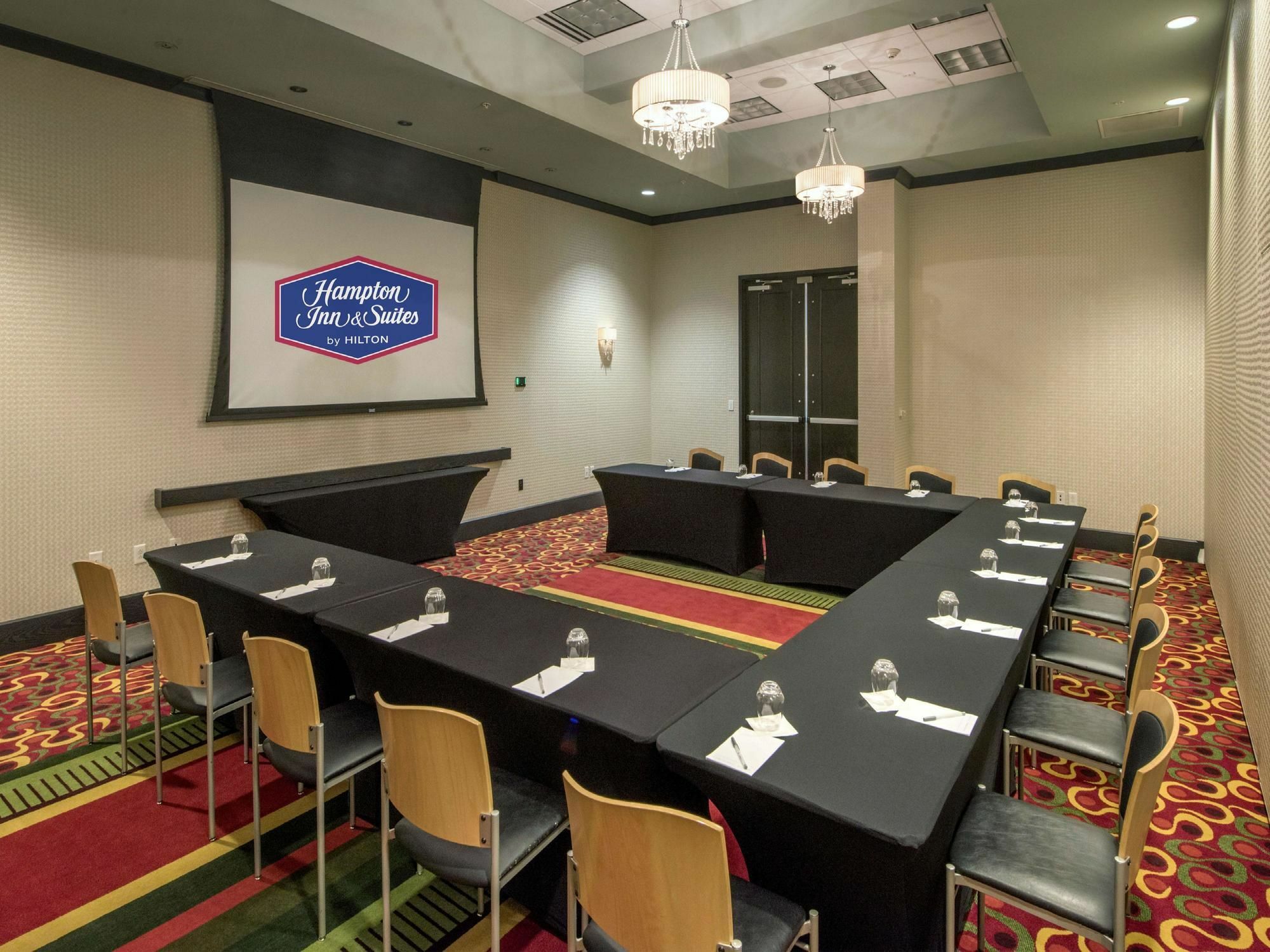 Hampton Inn & Suites Crabtree Роли Экстерьер фото